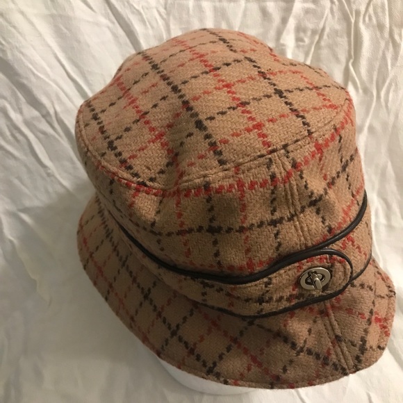 Coach Hat - Picture 2 of 3